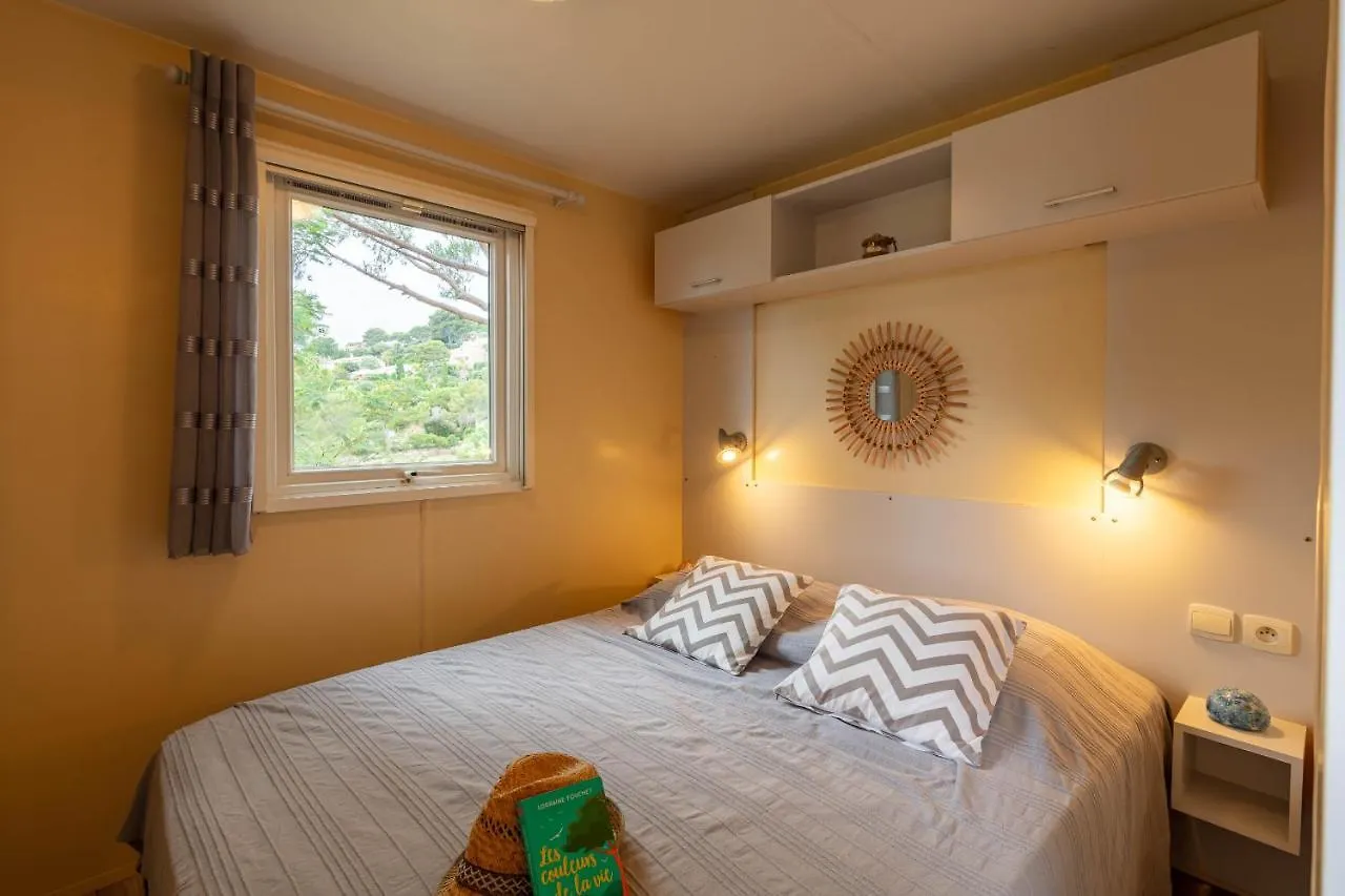 L Arbousier, Mobil-Home Vue Degagee Sur La Mer Hyeres Holiday home
