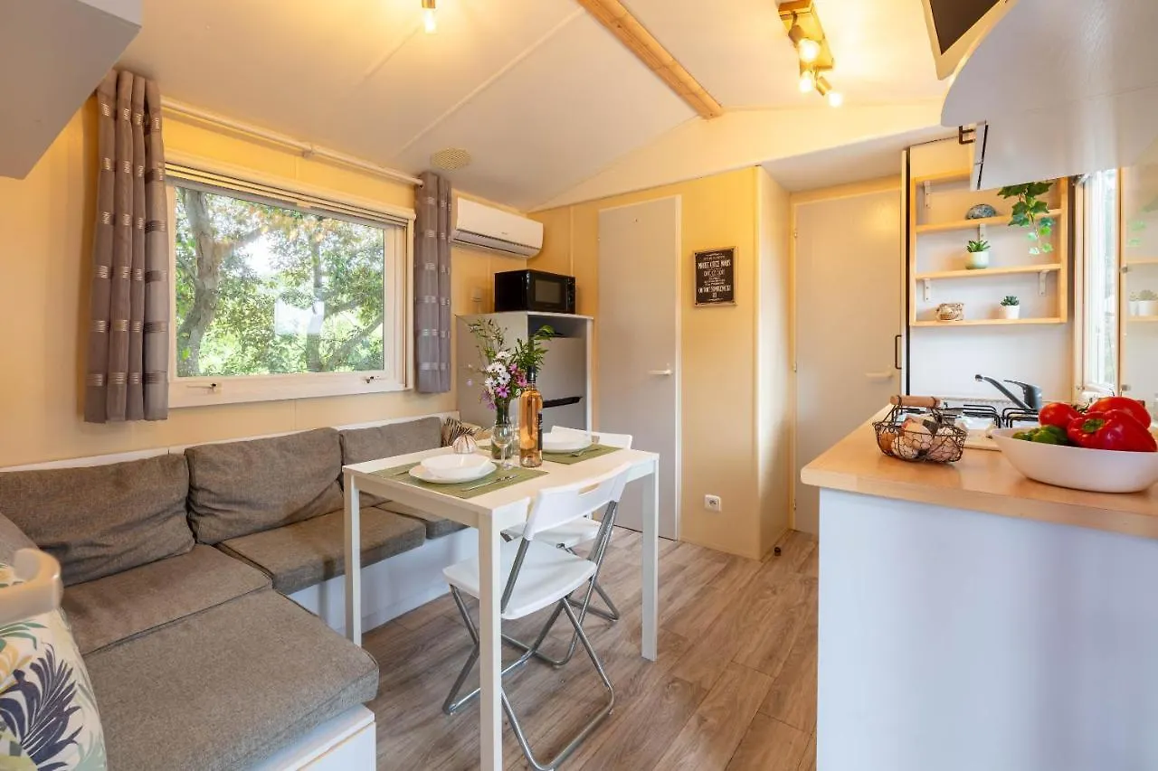 L Arbousier, Mobil-Home Vue Degagee Sur La Mer Hyeres France