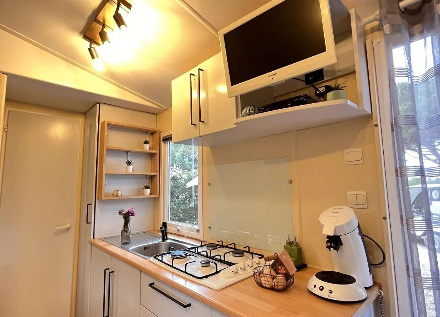 L Arbousier, Mobil-Home Vue Degagee Sur La Mer Hyeres